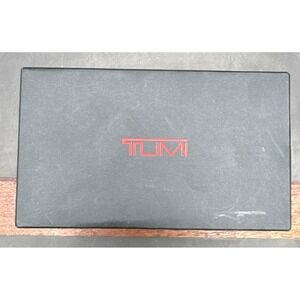 TUMI Universal Power Adaptor Grounded Black